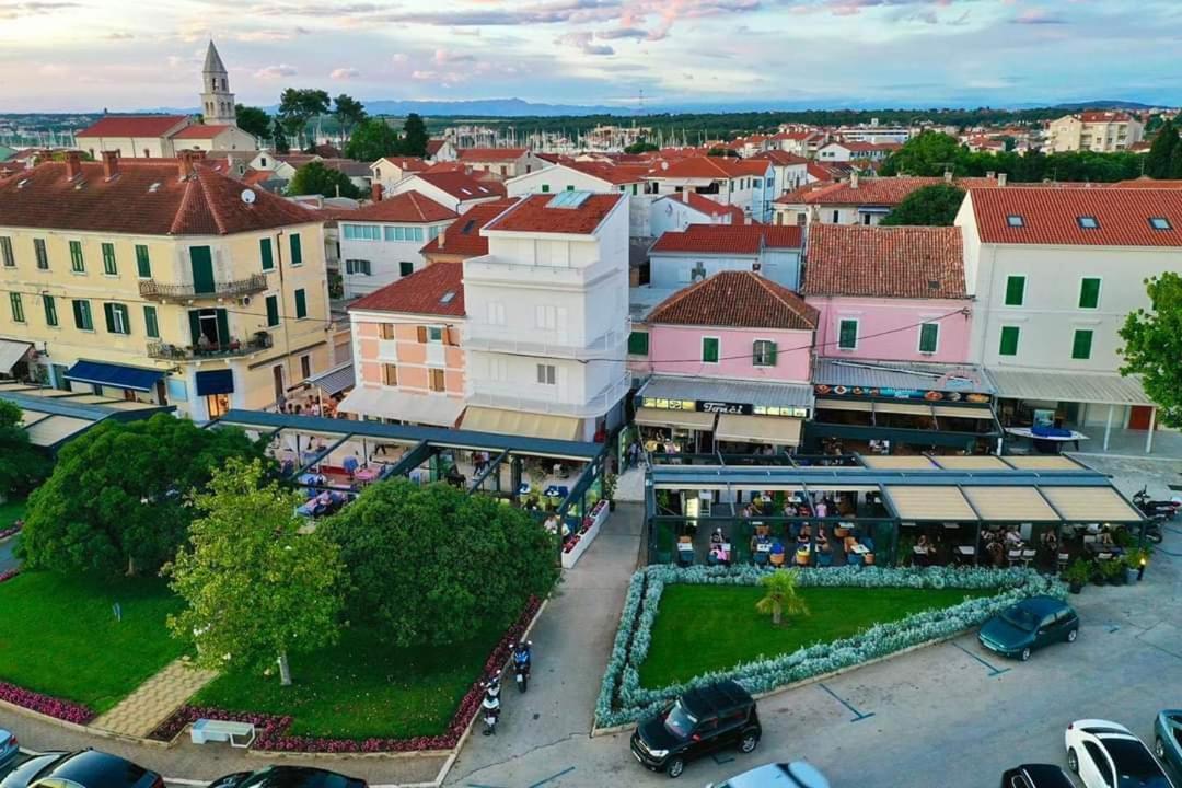 Emma & Toni Leilighet Biograd Na Moru Eksteriør bilde